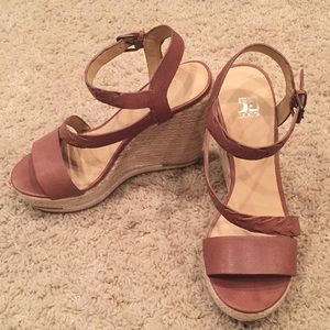 Joe’s Jeans Espadrille Wedges Leather sz 7